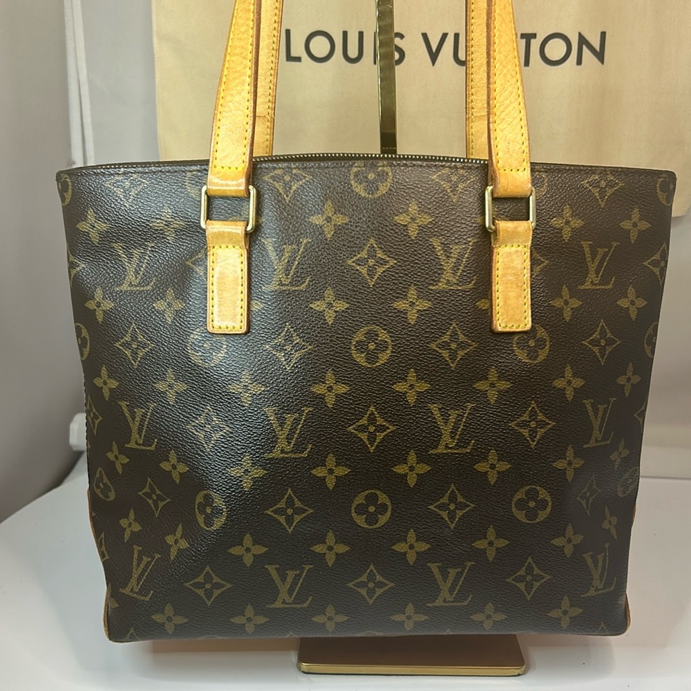 Louis Vuitton LOUIS VUITTON monogram hand bag